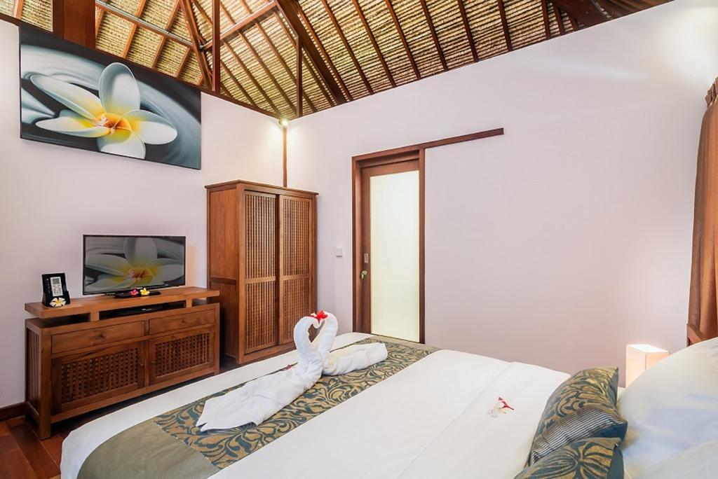 Villa Keluarga レンボンガン島 エクステリア 写真