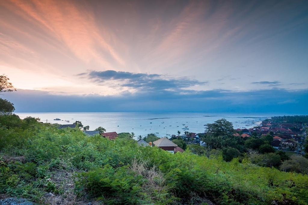 Villa Keluarga レンボンガン島 エクステリア 写真