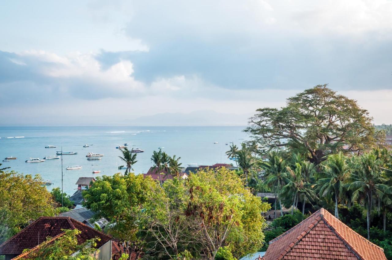 Villa Keluarga レンボンガン島 エクステリア 写真