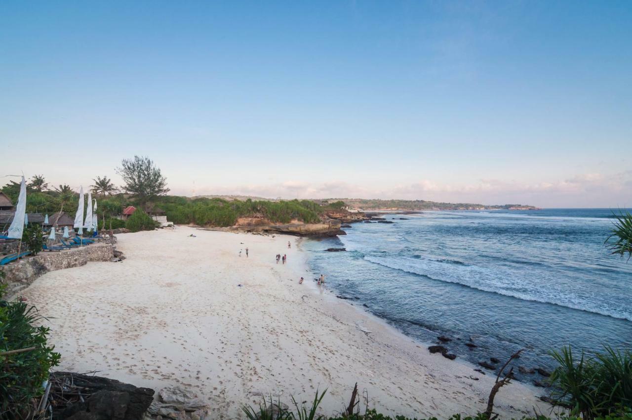 Villa Keluarga レンボンガン島 エクステリア 写真